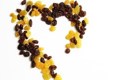 Weight Loss: वजन कम करने में मददगार है किशमिश, जानिये इस्तेमाल करने का तरीका