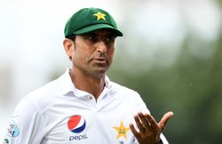 पूर्व कोच का खुलासा- यूनुस खान ने मेरी गर्दन पर रख दिया था चाकू, मेरी सलाह से भड़क गए थे पाकिस्तानी क्रिकेटर