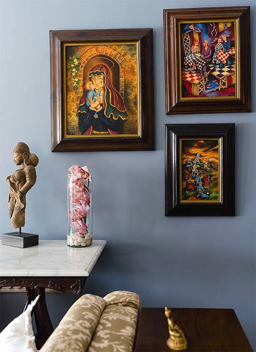 बता दें कि उन्होंने बोमन ईरानी ने साल 2003 में मुन्ना भाई एमबीबीएस से बॉलीवुड डेब्यू किया था।