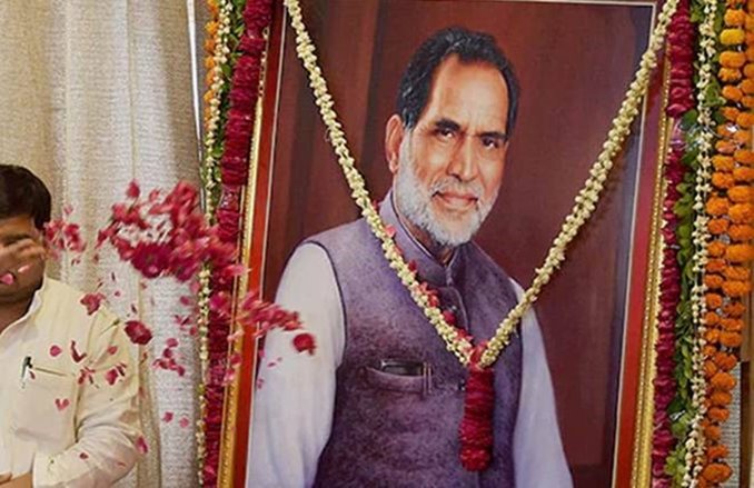 दावा: पूर्व पीएम चंद्रशेखर ने सुलझा लिया था राम मंदिर विवाद, पीएमओ में ही कराई थी दोनों पक्षों में सुलह, शरद पवार, भैरो सिंह शेखावत थे मौजूद