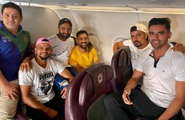 MS Dhoni CSK Team Members