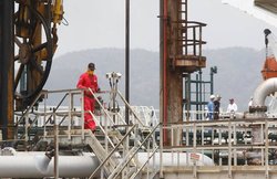 सऊदी अरब ने पाकिस्तान को उधार पर तेल की आपूर्ति रोकी