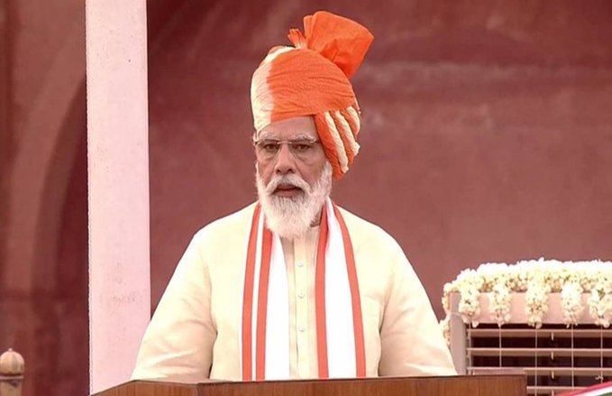 नियमित सूर्य नमस्कार-प्राणायाम, नाश्ते में पोहा और खिचड़ी; जानिये क्या है प्रधानमंत्री मोदी की फिटनेस का राज़