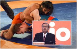 रामदेव रिंग में दे चुके हैं ओलंपिक मेडलिस्ट को पटखनी, अब IPL में मुंकेश अंबानी की कंपनी को टक्कर देने की तैयारी में