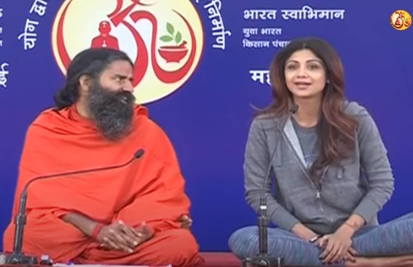 baba ramdev yoga, shilpa shetty yoga, shilpa shetty yoga poses, baba ramdev yoga for belly fat