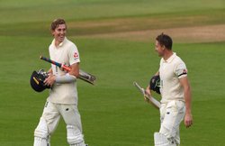 जैक क्रॉली का शानदार दोहरा शतक, बटलर की सेंचुरी; पाकिस्तान 559 रन पीछे