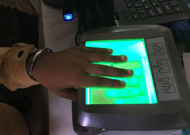 Aadhaar Card अपडेट करवाना हुआ महंगा, अब देना होगा इतना चार्ज