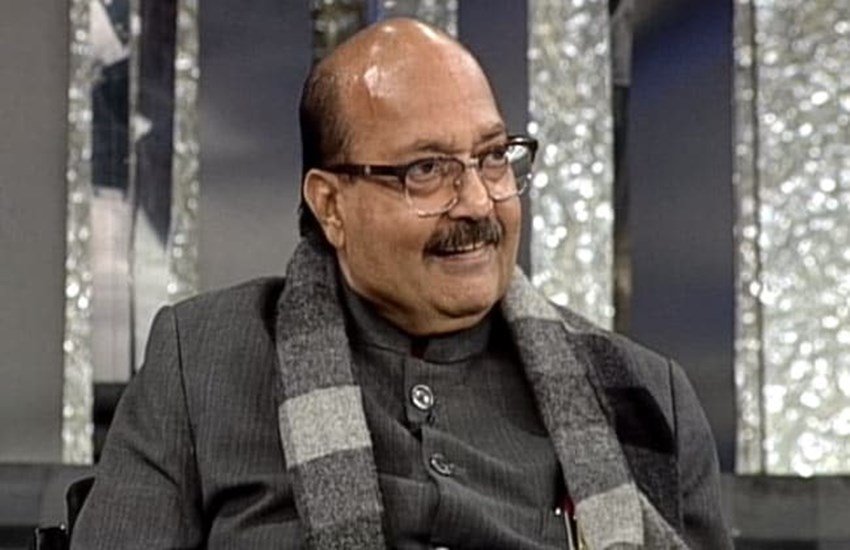 फिल्म अभिनेता अमिताभ बच्चन के परिवार से भी अमर सिंह के बेहद करीबी रिश्ते रहे।