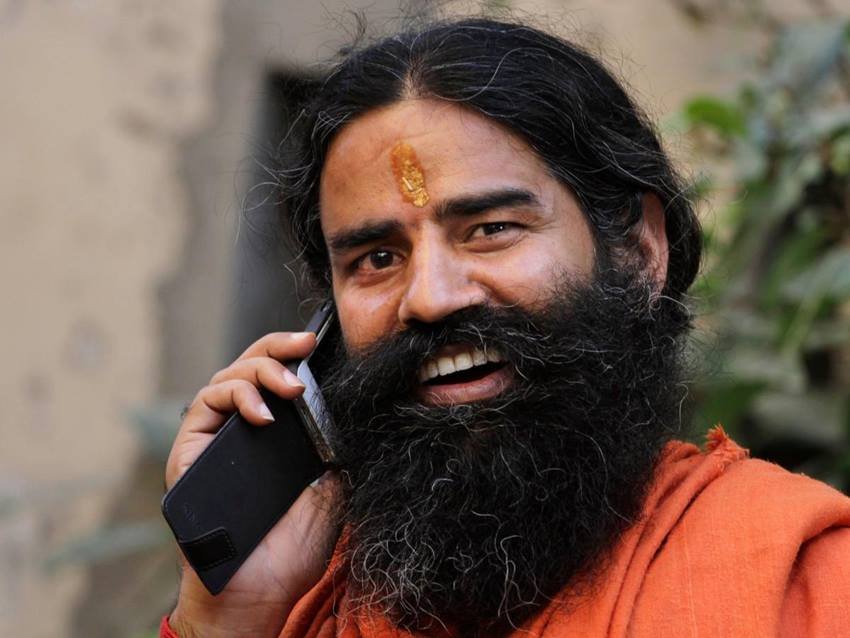 पतंजलि स्वदेशी को प्रमोट करती है। बाबा रामदेव भी स्वदेशी ब्रांड ही इस्तेमाल करते हैं। रामदेव माइक्रोमैक्स का मोबाइल यूज करते हैं। वहीं बालकृष्ण आई फोन इस्तेमाल करते हैं।