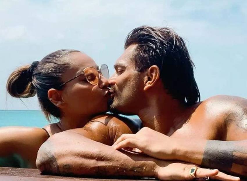 करण सिंह ग्रोवर औऱ बिपाशा बसु।