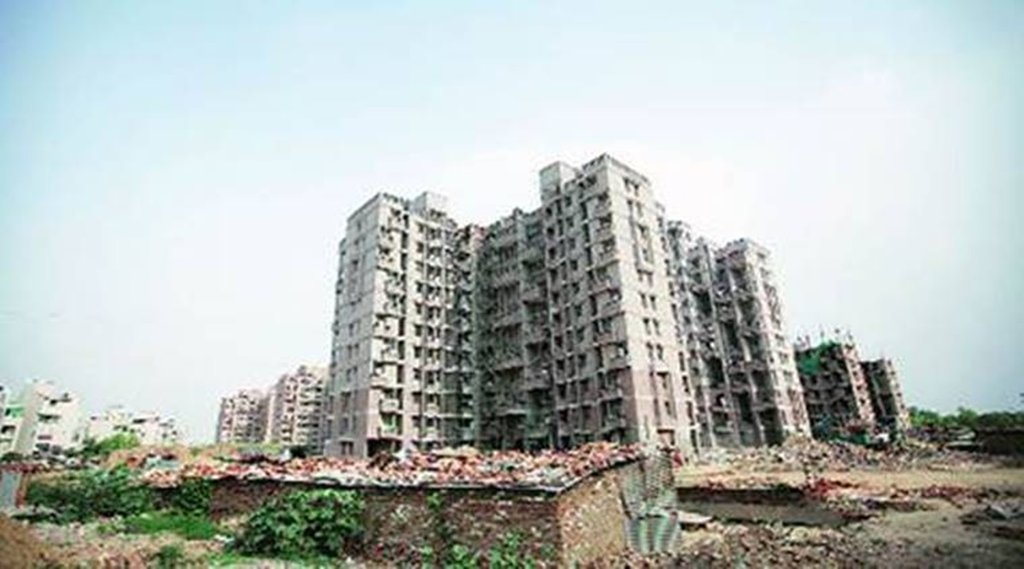भवन निर्माताओं का ग्राहकों को समय पर फ्लैट हैंडओवर न करना और वादे के मुताबिक सुविधाओं के अभाव पर कोर्ट ने सख्त चेतावनी दी है।