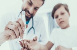 कोरोना काल में बच्चों में बढ़ रहा है टाइप 1 डायबिटीज का खतरा, रिसर्च में किया गया दावा – जानिये लक्षण