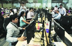 आईटी सेक्टर में 2 लाख कर्मचारियों की हो सकती है छंटनी, घटने की बजाय बढ़ता ही जा रहा नौकरियों पर संकट