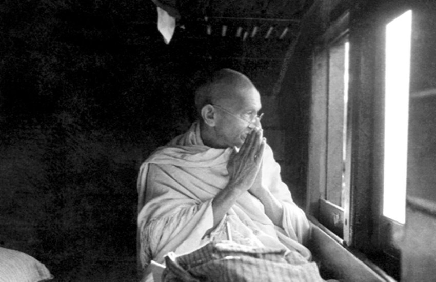 राष्ट्रपिता महात्मा गांधी।