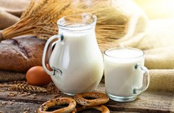 White Hair: शरीर में विटामिन-डी 3 की कमी के कारण होते हैं सफेद बालों की समस्या, जानिये कैसे करें दूर…