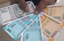 पीएफ खाते में कंपनी ने कितनी रकम की जमा, इन 4 आसान तरीकों से घर बैठे जानें अपने अकाउंट का बैलेंस