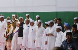 rahul gandhi ghulam nabi azad congress