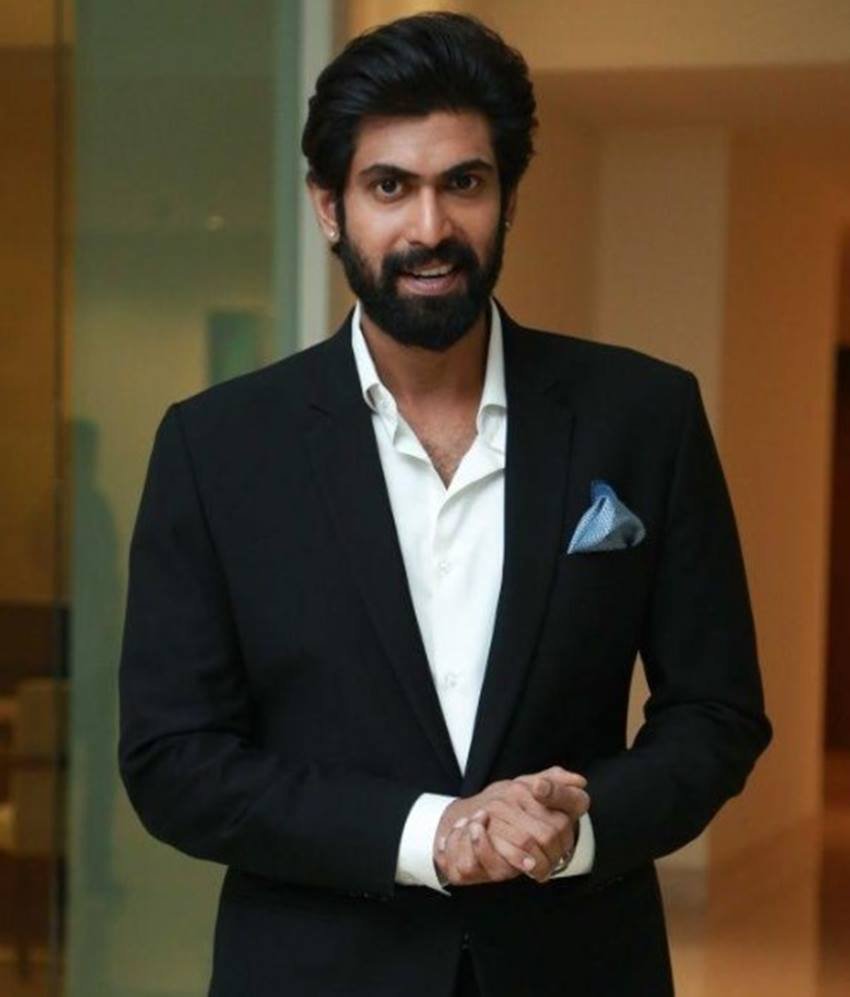 राणा दग्गुबती - बाहुबली फेम एक्टर राणा ने इसी फ़िल्म के प्रोमोशन के दौरान एक हैरान कर देने वाला राज़ बताया था। उन्होंने कहा कि उन्हें एक आंख से दिखाई नहीं देता है। बचपन में बीमारी के कारण उनकी एक आंख की रोशनी चली गई थी। इतनी मुश्किलों के बावजूद राणा रुके नहीं और इंटरटेनमेंट इंडस्ट्री में अपना नाम कमा रहे हैं।