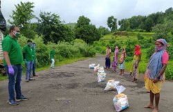 कोरोना काल में तीन करोड़ लोगों को खिलाने का अभियान, जानिए रॉबिनहुड आर्मी कैसे पूरा कर रही यह काम