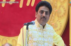 शो में लेखक बने ‘तारक मेहता’ असल जिंदगी में भी लिख चुके हैं किताबें, पत्नी भी हैं राइटर, जानिये शैलेश लोढ़ा की दिलचस्प कहानी