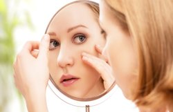 Skincare Tips: रोज सुबह उठकर करें ये काम, त्वचा पर पूरे दिन रहेगी फ्रेशनेस और निखार