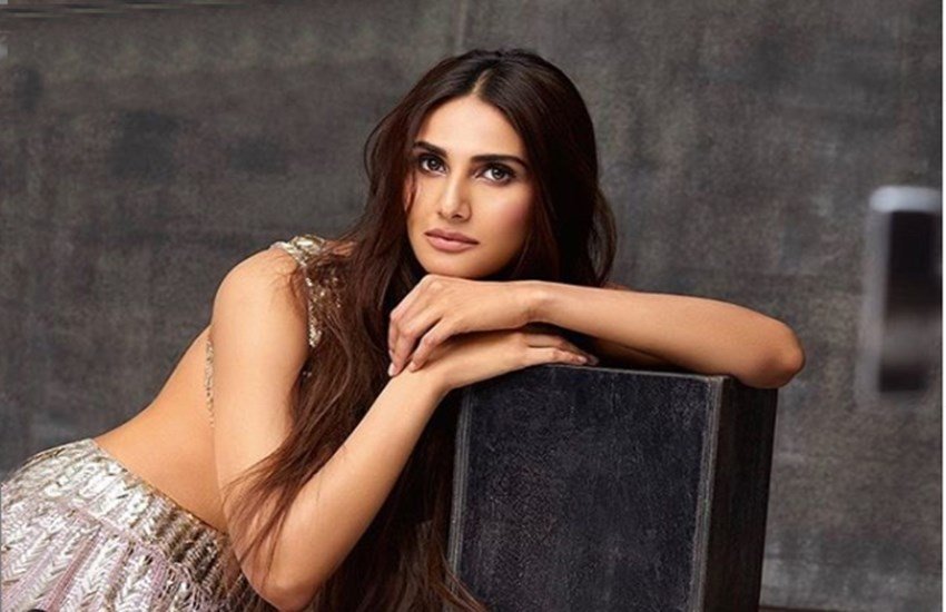 vaani kapoor birthday, vaani kapoor movies vaani kapoor insta,