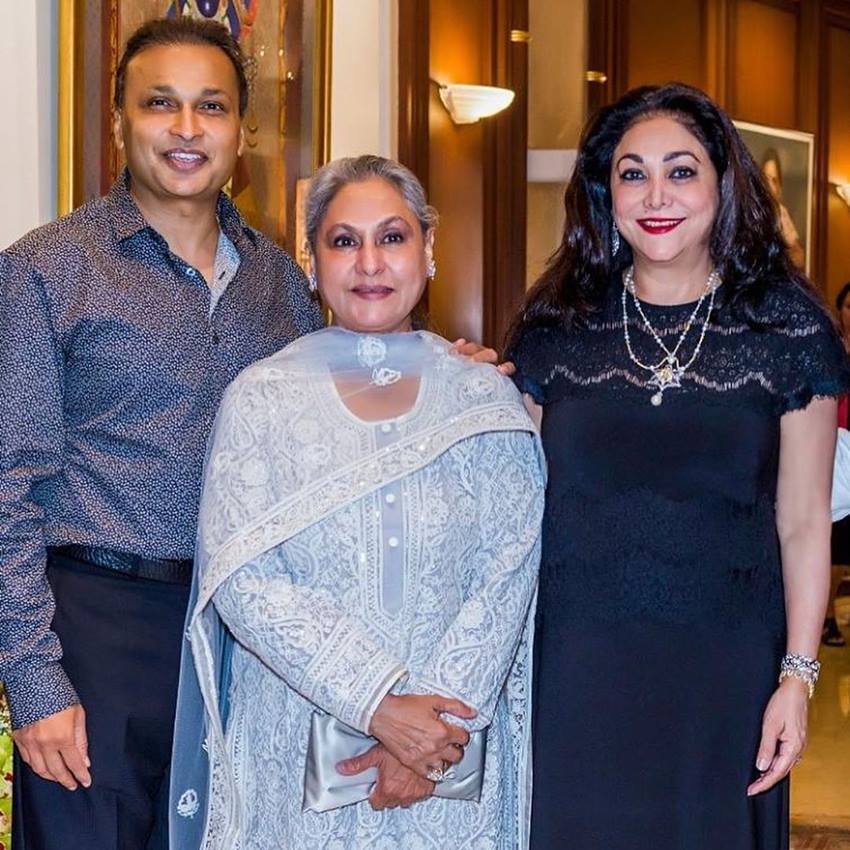 Anil Ambani Property, tina munim age