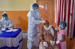 पत्‍नी को कहा- कोरोना पॉजिटिव हूं, जुलाई से था लापता, अब गर्लफ्रेंड के साथ पकड़ा गया