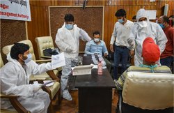 बिना डॉक्टरी पर्चे के भी होगा COVID-19 Test, हेल्थ मिनिस्ट्री ने एडवाजरी में किया बदलाव, जानें- नई गाइलडाइंस