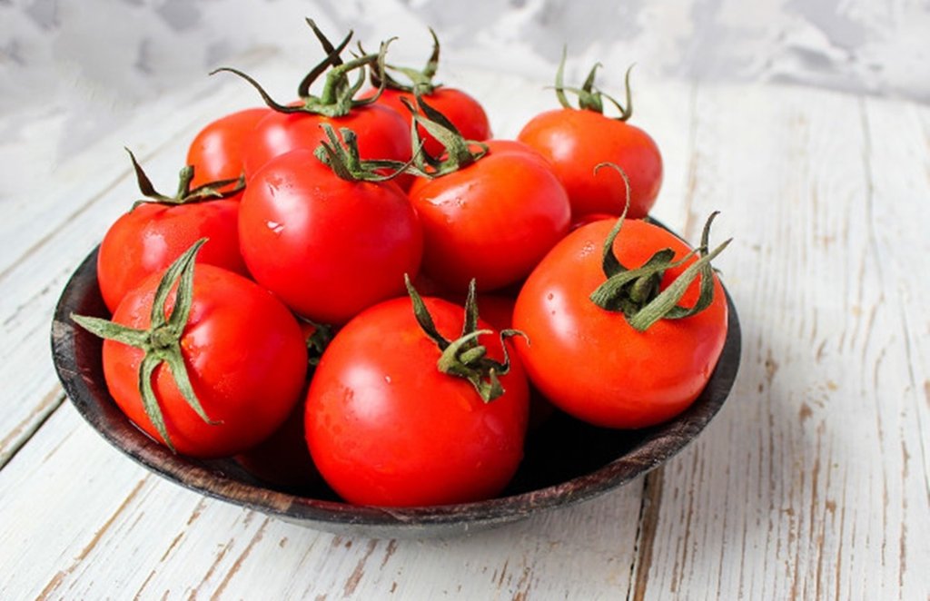 tomatoes health benefits, blood pressure, indigestion, immunity booster, vitamin c