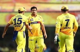 ms dhoni, ipl, csk vs srh, dhoni angry, mohit sharma, ishwar pandey, csk