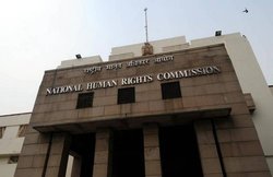 गोमांस बेचने के शक में पीट खिलाया था सुअर का मांस, अब NHRC ने दिया पीड़ित को एक लाख रुपये देने का आदेश