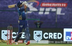 KKR vs MI: रोहित शर्मा ने IPL में पूरी की छक्कों की डबल सेंचुरी, सूर्यकुमार यादव ने भी नाम किया खास रिकॉर्ड
