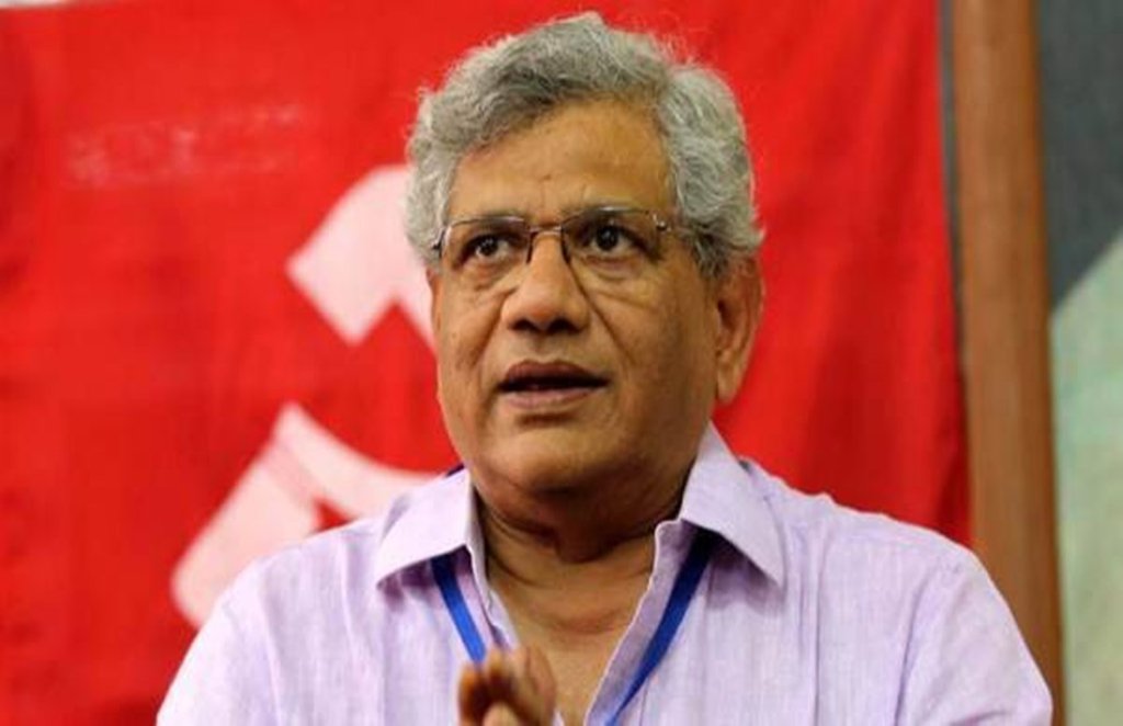 सीताराम येचुरी ने बाबरी मस्जिद विध्वंस मामले में आरोपियों के बरी होने पर निशाना साधा है। (फाइल फोटो)
