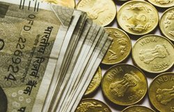 आयकर विभाग ने 27.55 लाख करदाताओं को 1.01 लाख करोड़ रुपये का रिफंड जारी किया