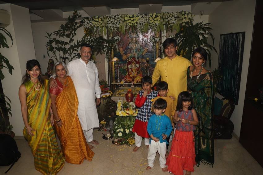 इस घर में विवेक अपने पापा-मम्मी पत्नी औऱ दोनों बच्चों के साथ रहते हैं।