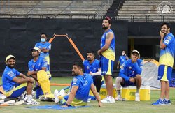 चेन्नई सुपरकिंग्स के कोरोना पॉजिटिव मिले सभी 13 लोगों की रिपोर्ट निगेटिव आई, लेकिन प्रैक्टिस का रास्ता फिर भी नहीं हुआ साफ