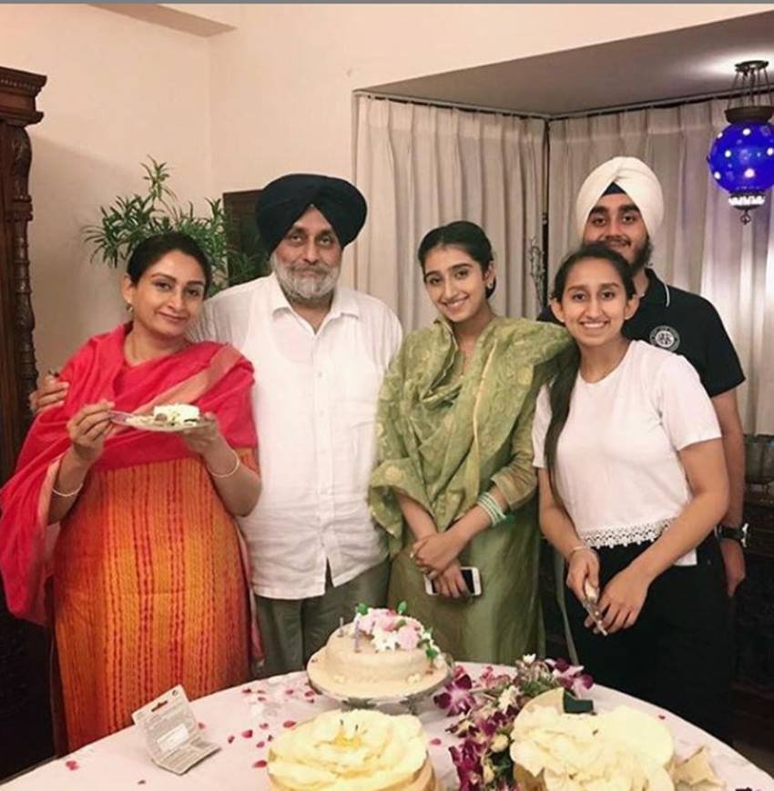 Harsimrat Kaur family, harsimrat kaur personal life
