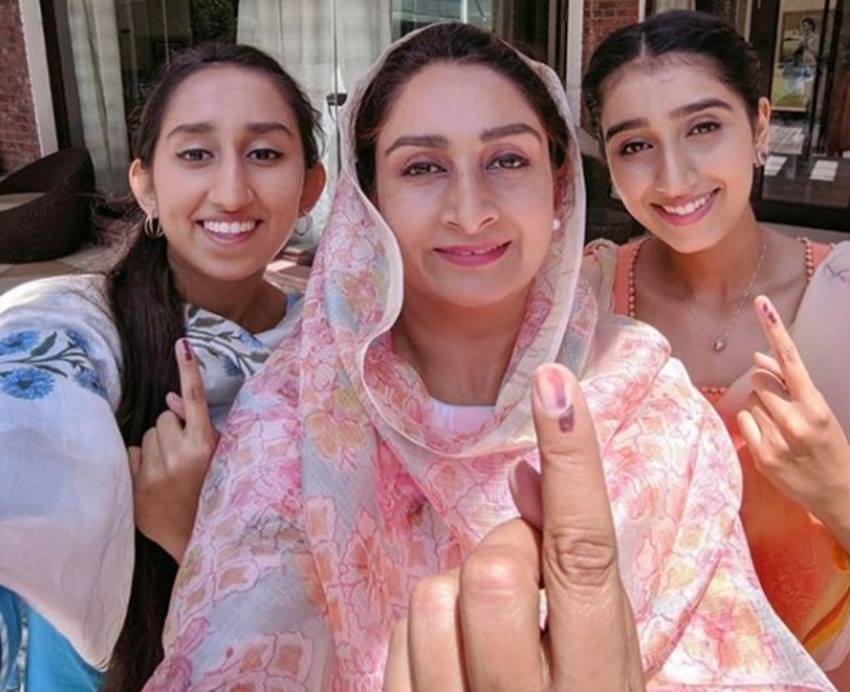 Harsimrat Kaur family, harsimrat kaur personal life