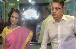 ICICI बैंक की पूर्व सीईओ चंदा कोचर के पति को ईडी ने किया गिरफ्तार, मनीलॉन्ड्रिंग मामले में हुई कार्रवाई