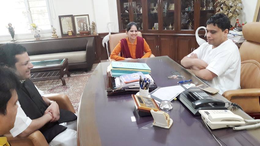 baba ramdev age, jaya kishori love story