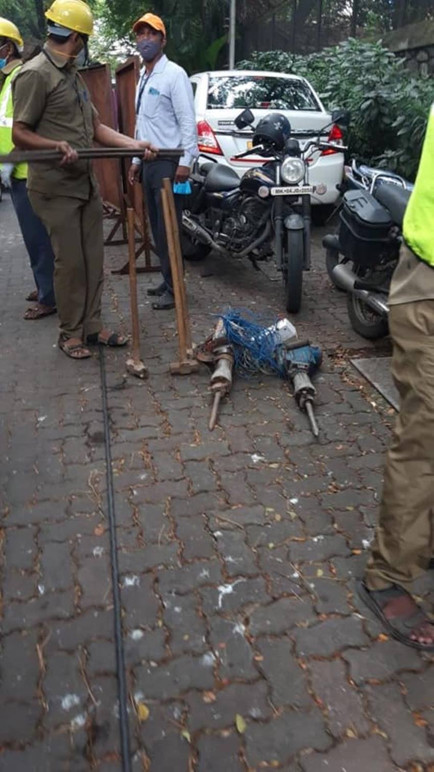 kangana ranaut in mumbai, kangana vs shivsena