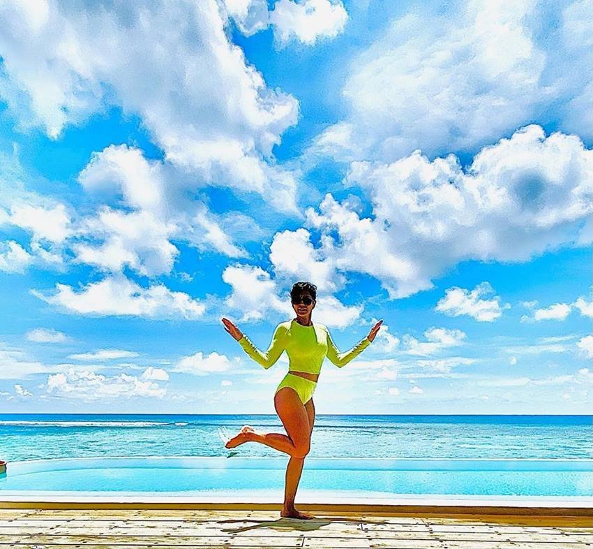 मंदिरा बेदी के वैकेशन की तस्वीरें उनके फैंस का दिल जीत रही हैं।