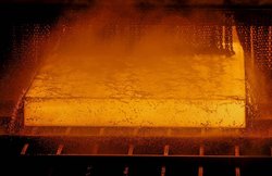 सरकार ने बताया 10.40 फीसदी घट गया जुलाई में औद्योगिक उत्पादन, इन क्षेत्रों पर पड़ा सबसे ज्यादा असर