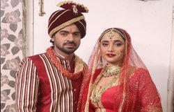 ‘अपने श्रीमान जी’ के साथ शादी के जोड़े में रानी चटर्जी ने शेयर की फोटो, लोगों के आने लगे ऐसे कमेंट्स