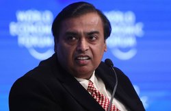 रिलायंस रिटेल को लेकर भी जियो जैसी प्लानिंग में मुकेश अंबानी, वॉलमार्ट कर सकती है बड़ा निवेश