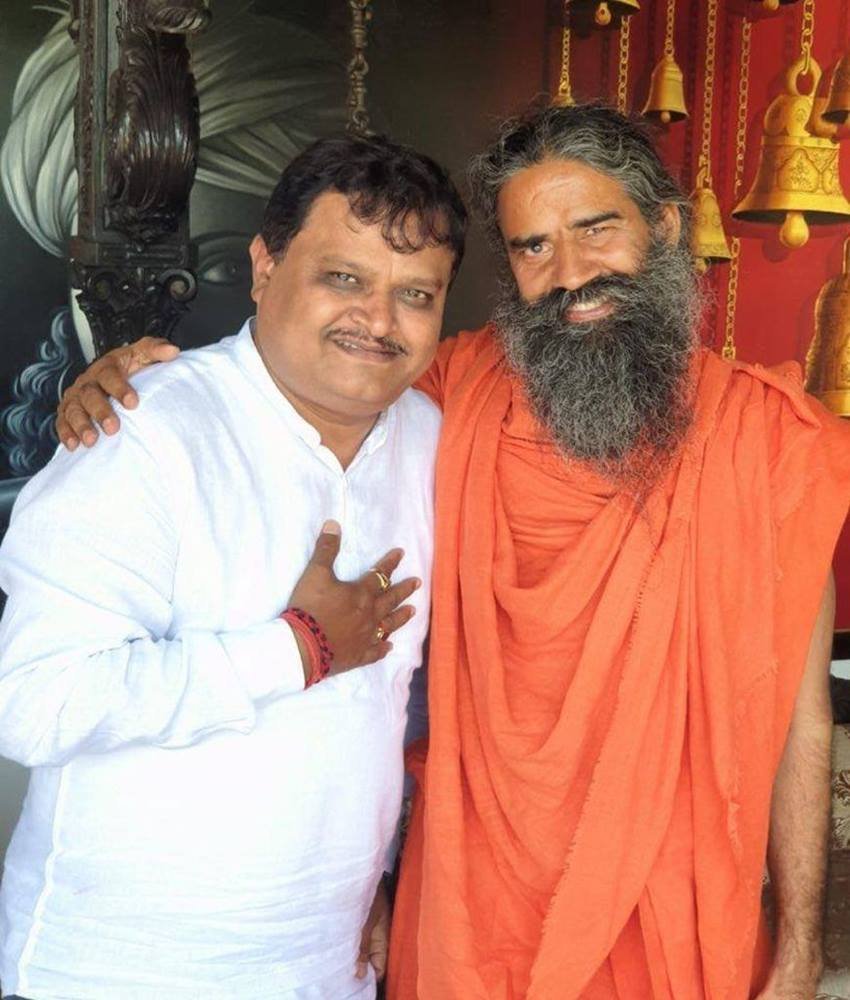 baba Ramdev and arnab goswami, Arnab goswami, republic bharat