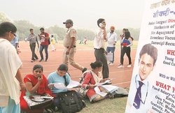 अगस्त में और बढ़ गई बेरोजगारी, शहर में हर 10वें शख्स पर काम नहीं, गांवों में भी बढ़ रहा संकट: रिपोर्ट