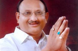 कौन हैं रवीश कुमार के भाई बृजेश पांडेय, जानिये कितनी संपत्ति के हैं मालिक