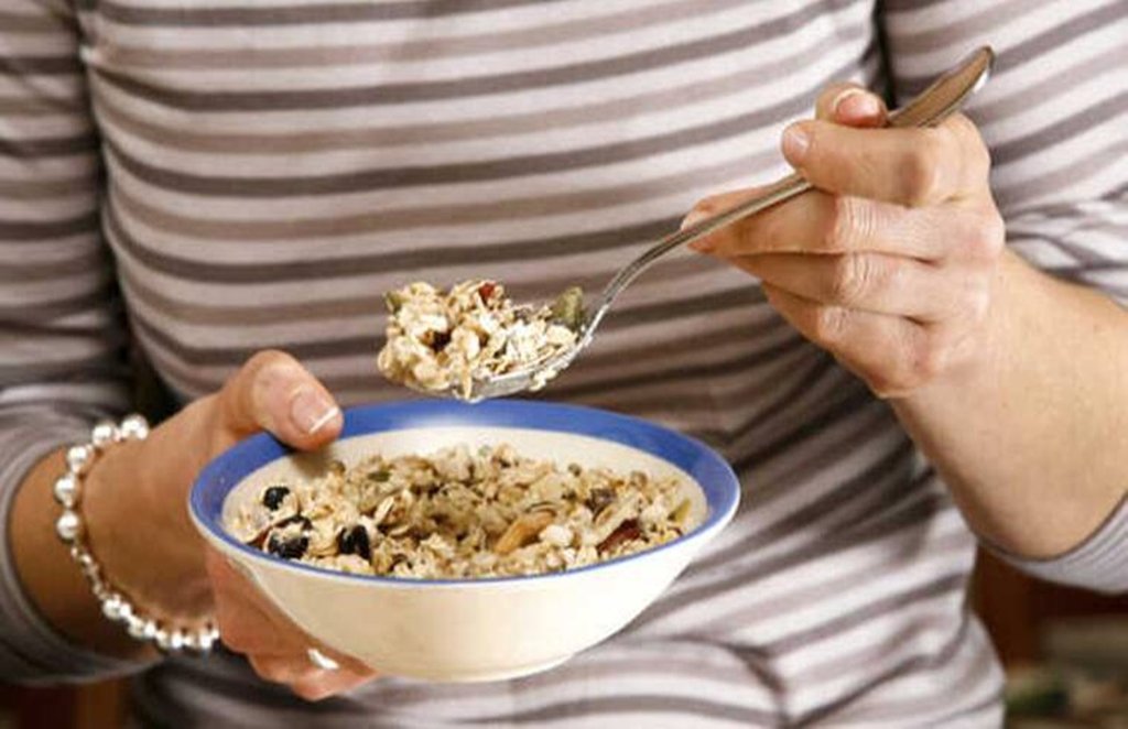 Uric Acid, gout, hyperuricemia, uric acid food, high uric acid home remedies